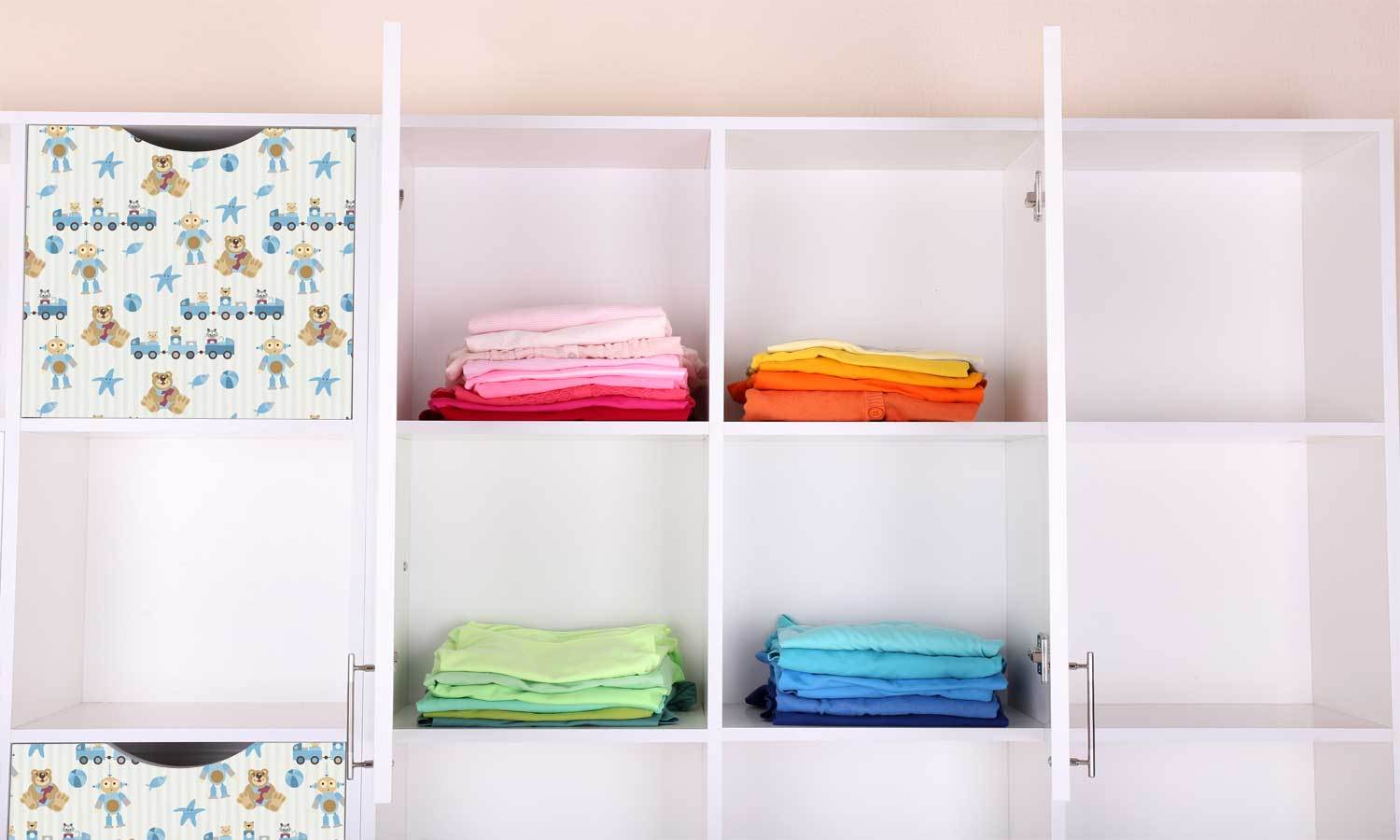 selbstklebende Folie für Möbel- Bär und Roboter PAT079 - life-decor.de