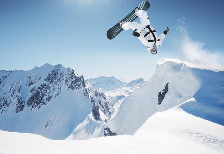 PVC Fototapete Snowboarder - ECO Wandbild Selbstklebende Tapete - 3D Vinyl Wandsticker XXL SW172