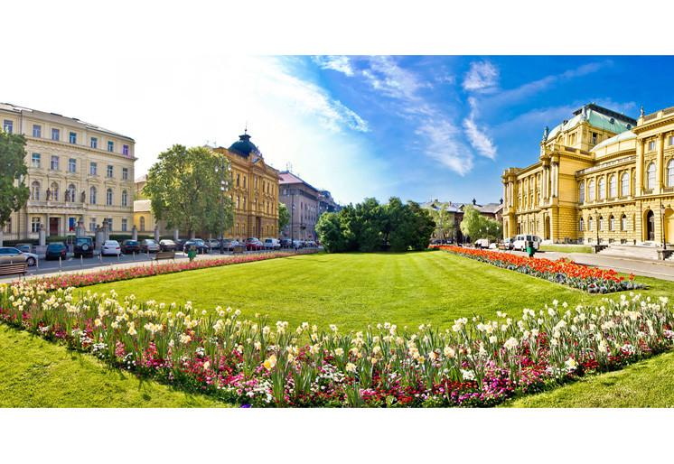 PVC Fototapete Zagreb Theater - ECO Wandbild Selbstklebende Tapete - 3D Vinyl Wandsticker XXL SW403
