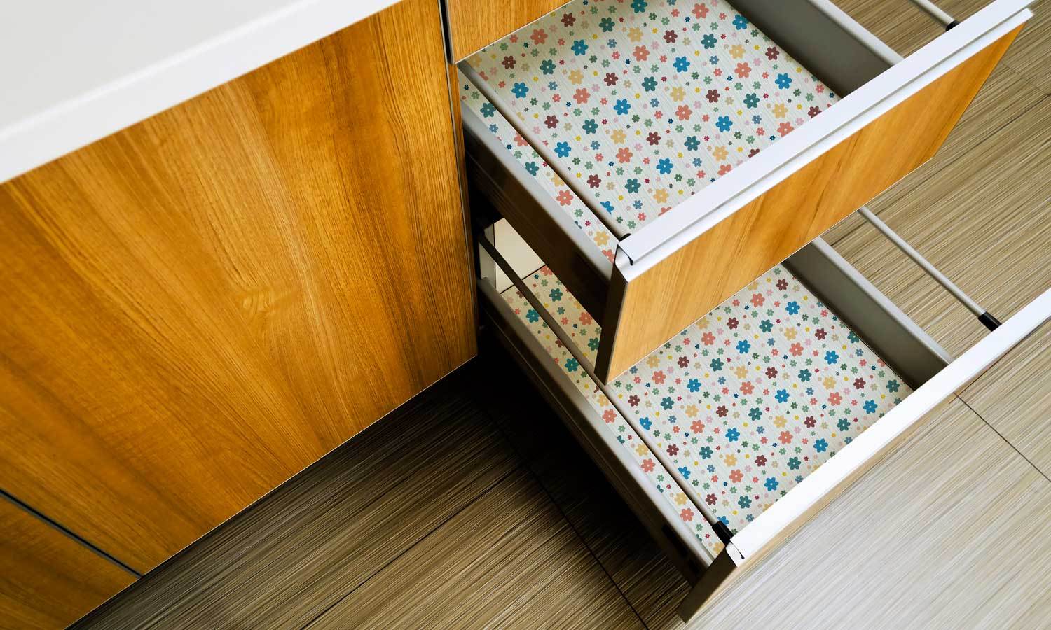 selbstklebende Folie für Möbel- Blume PAT077 - life-decor.de