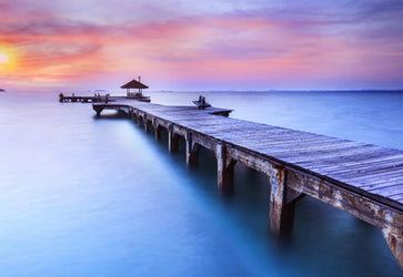PVC Fototapete Wooden Bridge – ECO Wandbild Selbstklebende Tapete – 3D Vinyl Wandsticker XXL  SW025 - life-decor.de